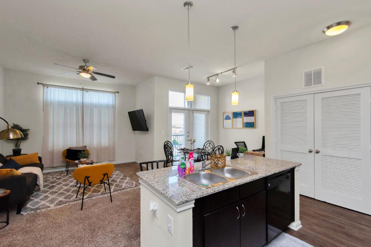 Charming Suite With Gym Near Nrg Medical Center Houston Ngoại thất bức ảnh